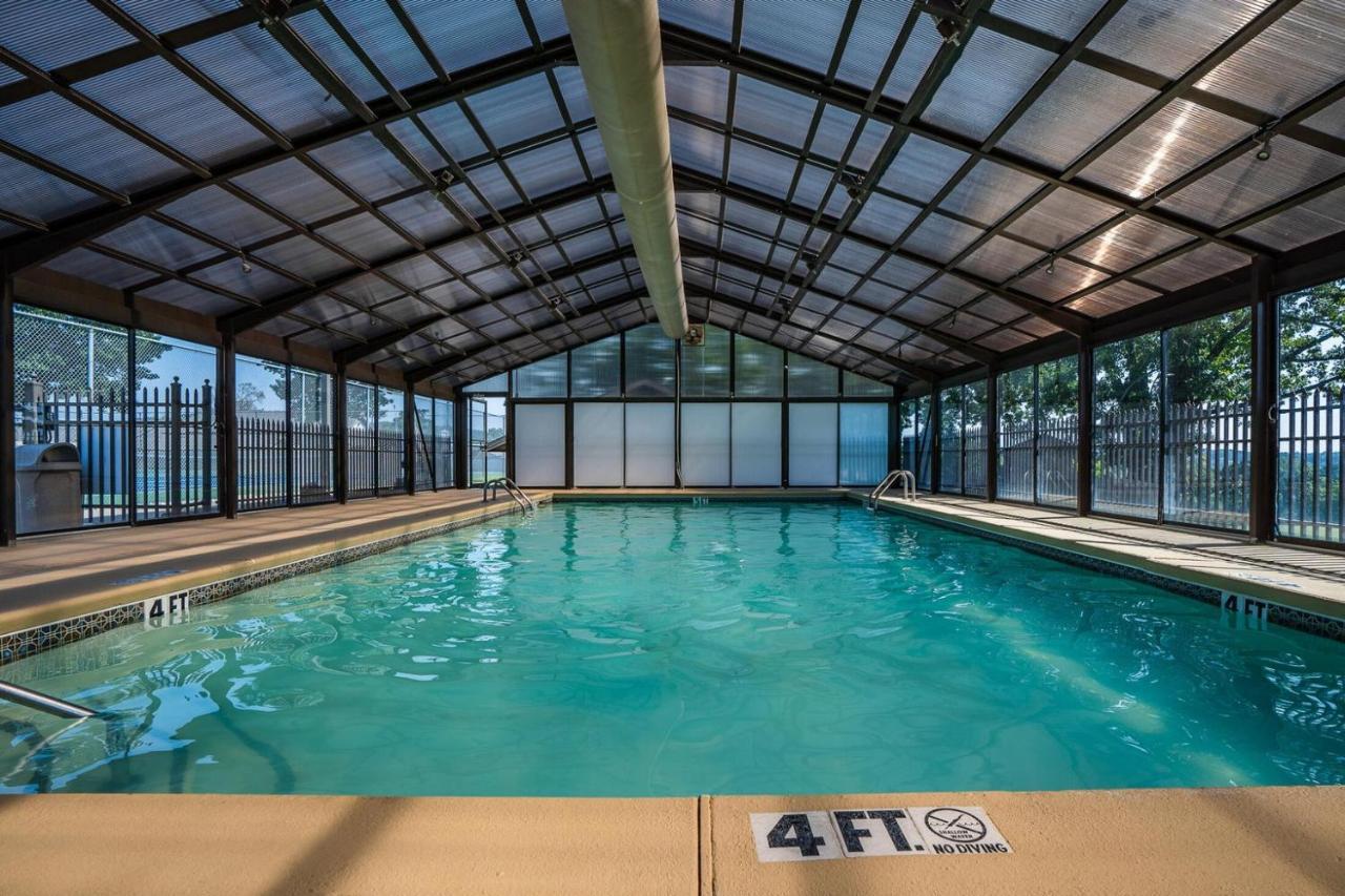 Hadley'S Place At Pointe Royale, Pristine 2 Bed 2 Bath Condo ブランソン エクステリア 写真